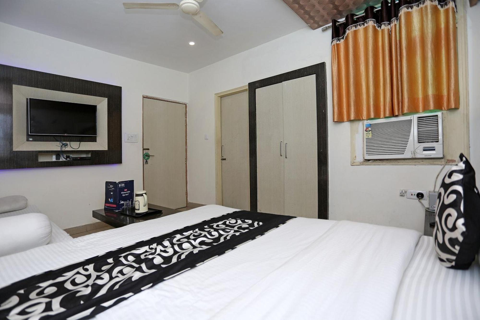 Super Oyo Flagship 4957 Hotel China Town Bhairaun Ghāt 外观 照片